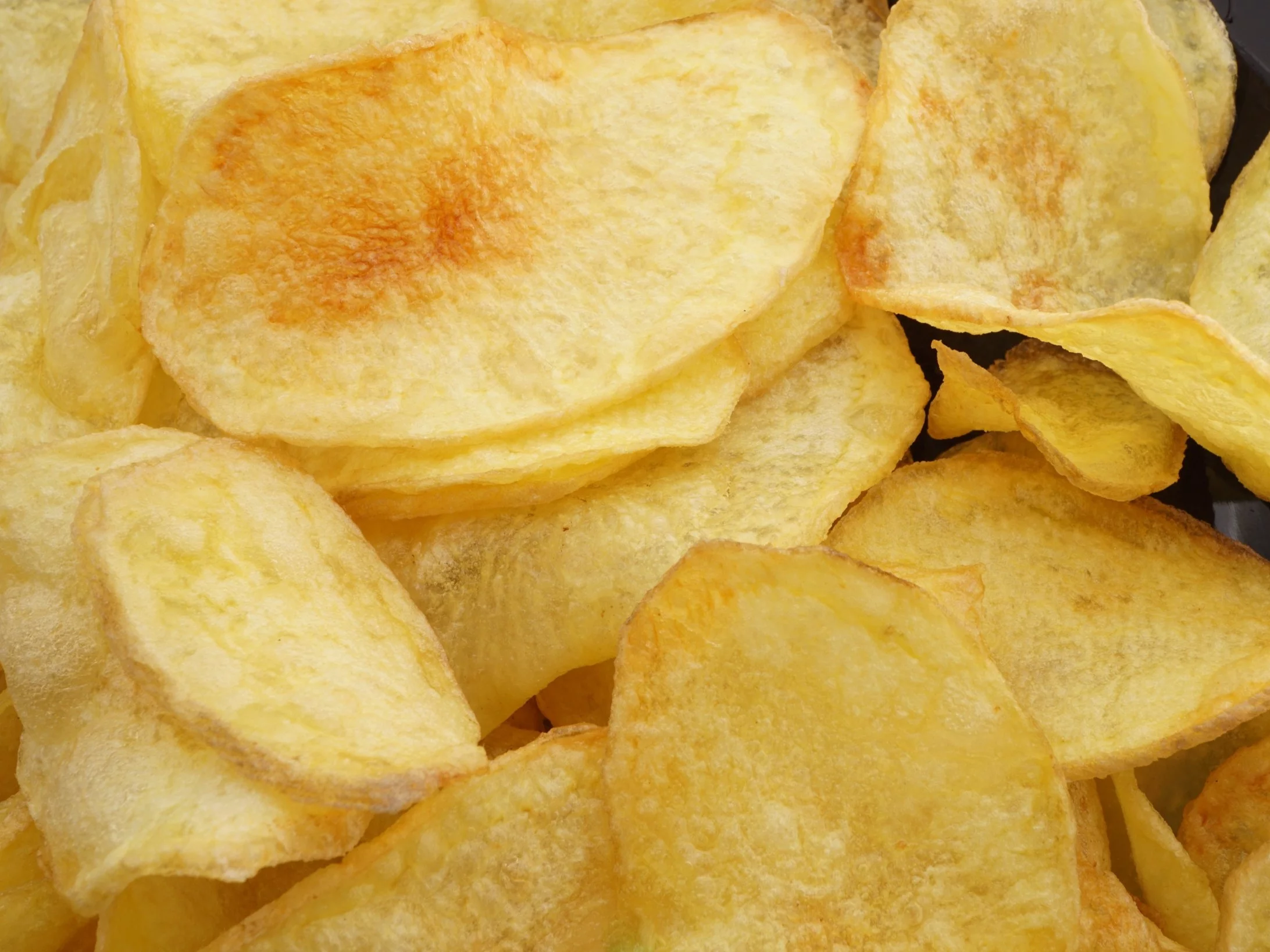 Nie każde chipsy psują dietę. Te mają 50 proc. mniej tłuszczu i 16 g białka
