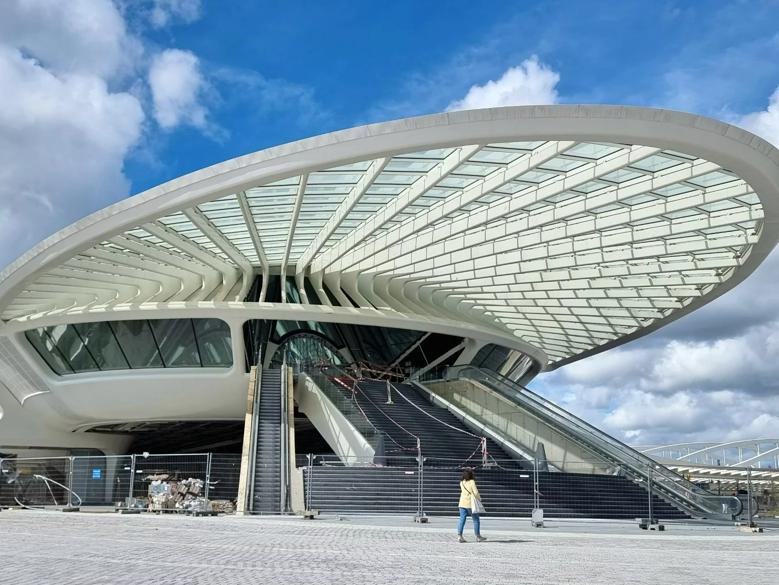 Dworzec Gare de Mons w Belgii
