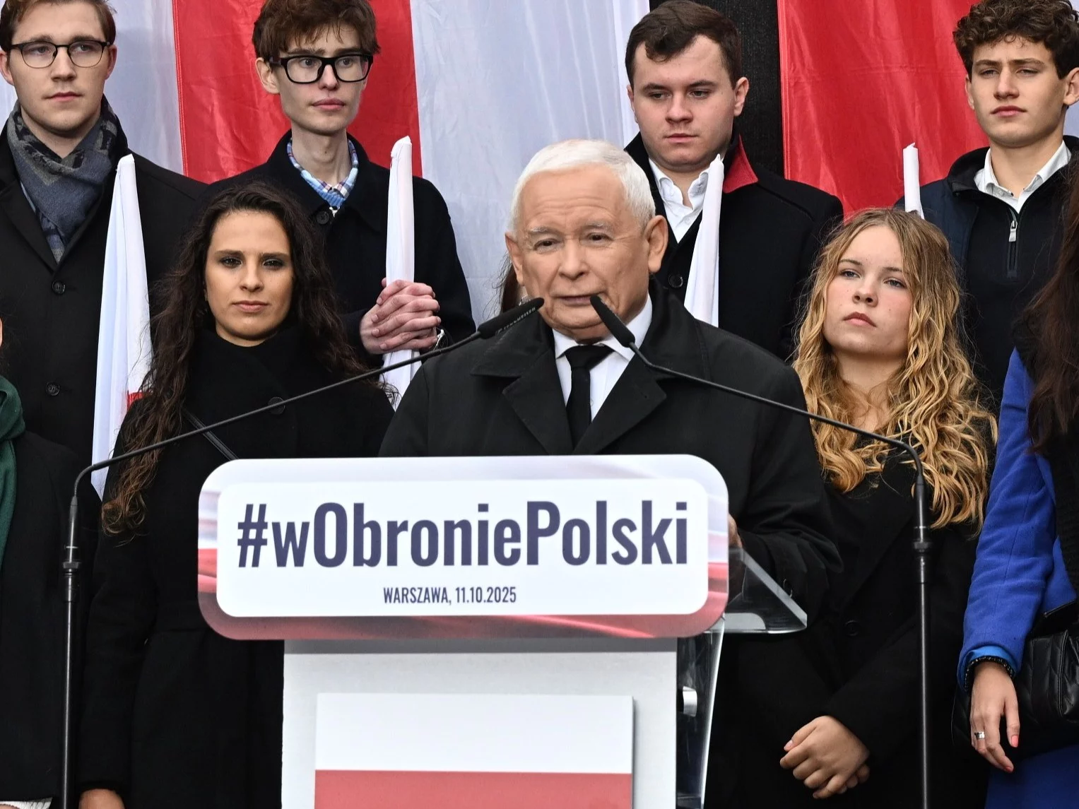 „To stare gry”. Kaczyński na marszu przeciw migrantom odpowiada Tuskowi