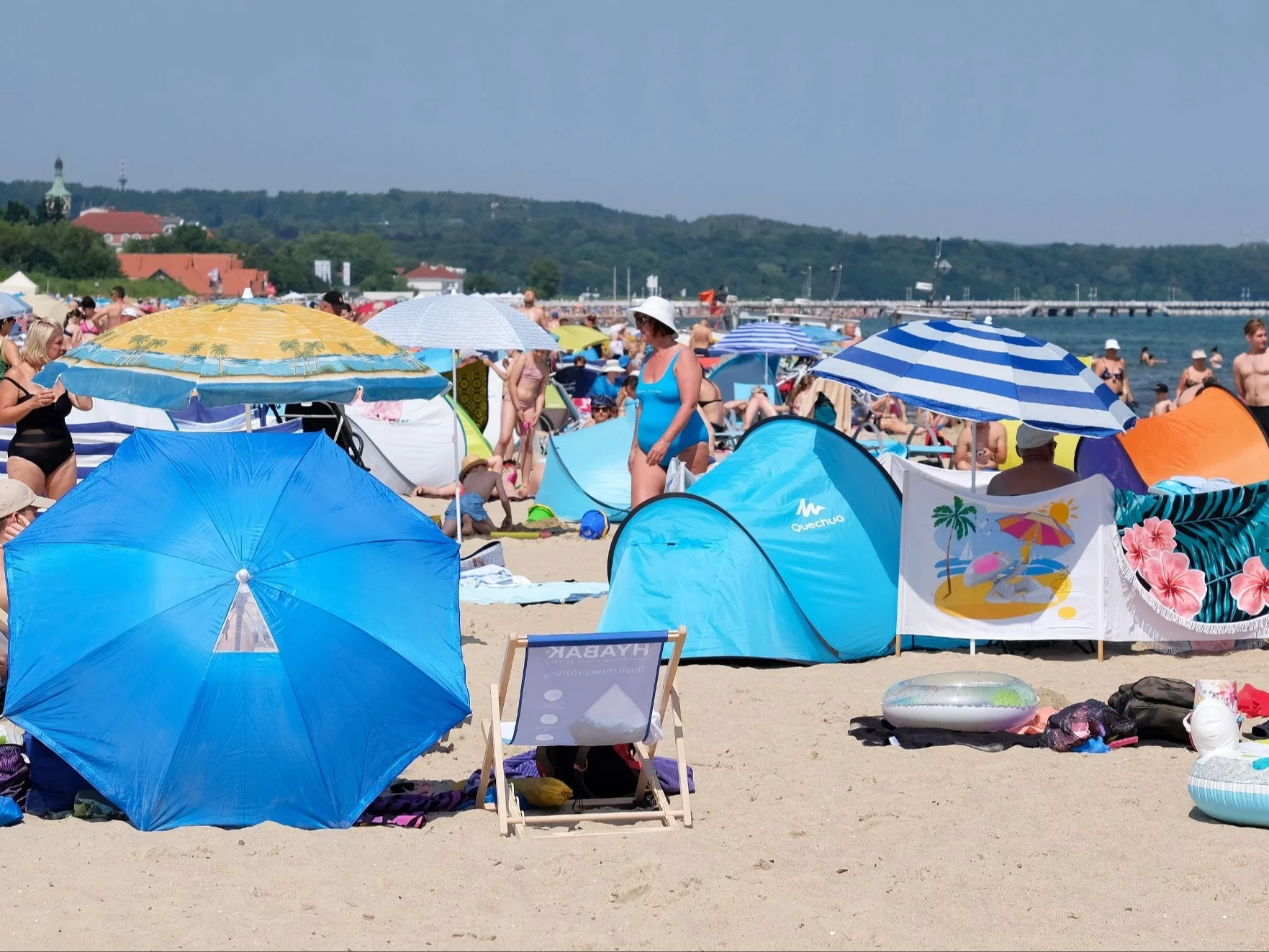 Tak Polacy spędzą urlop. Te kierunki to wakacyjne perełki Polaków. Sondaż dla „Wprost”
