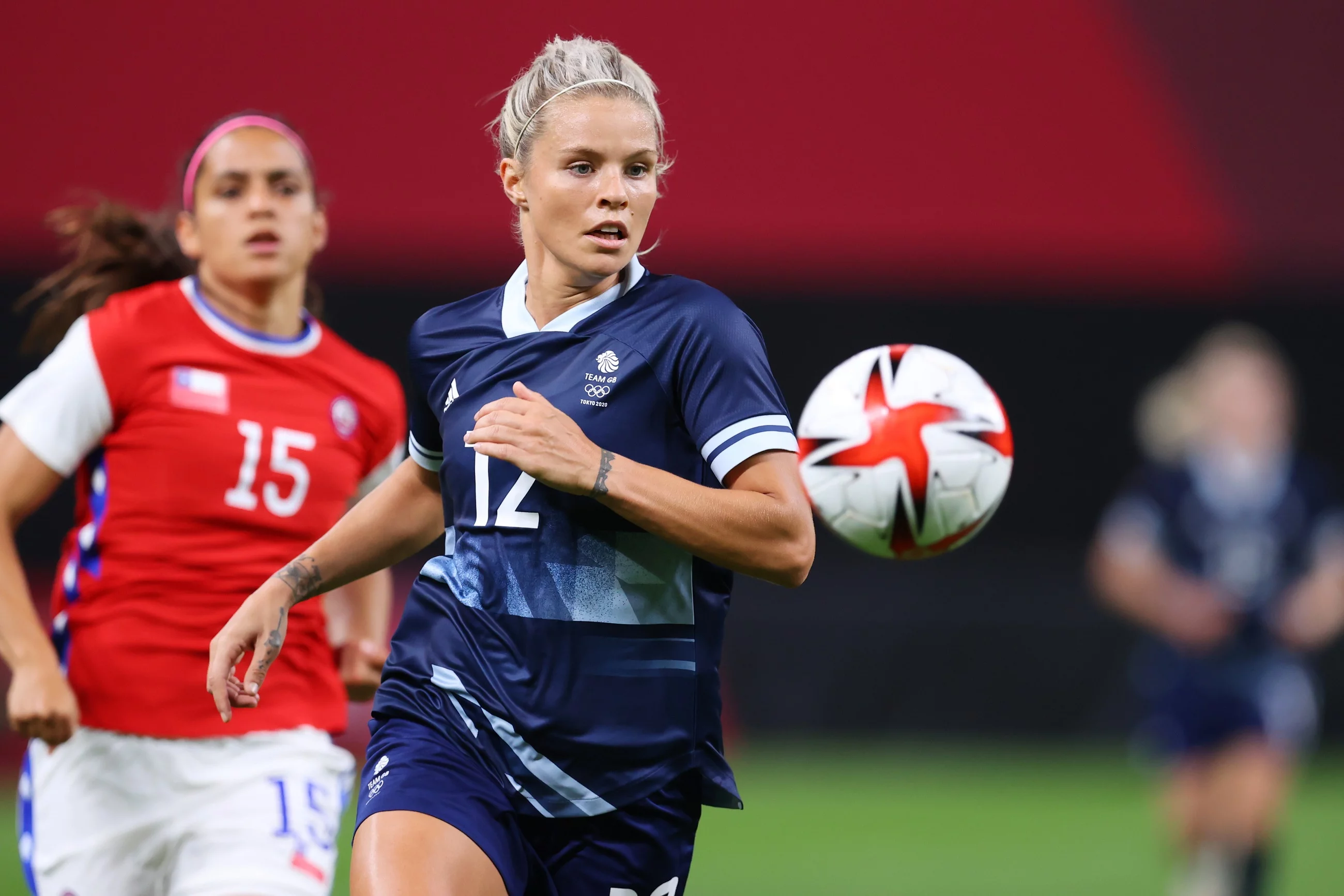 Piłkarki reprezentacji Wielkiej Brytanii i Chile