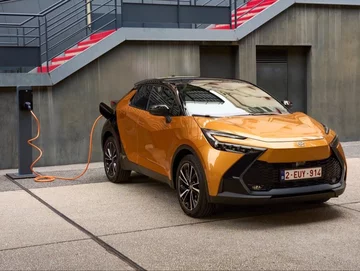 Toyota C-HR PHEV