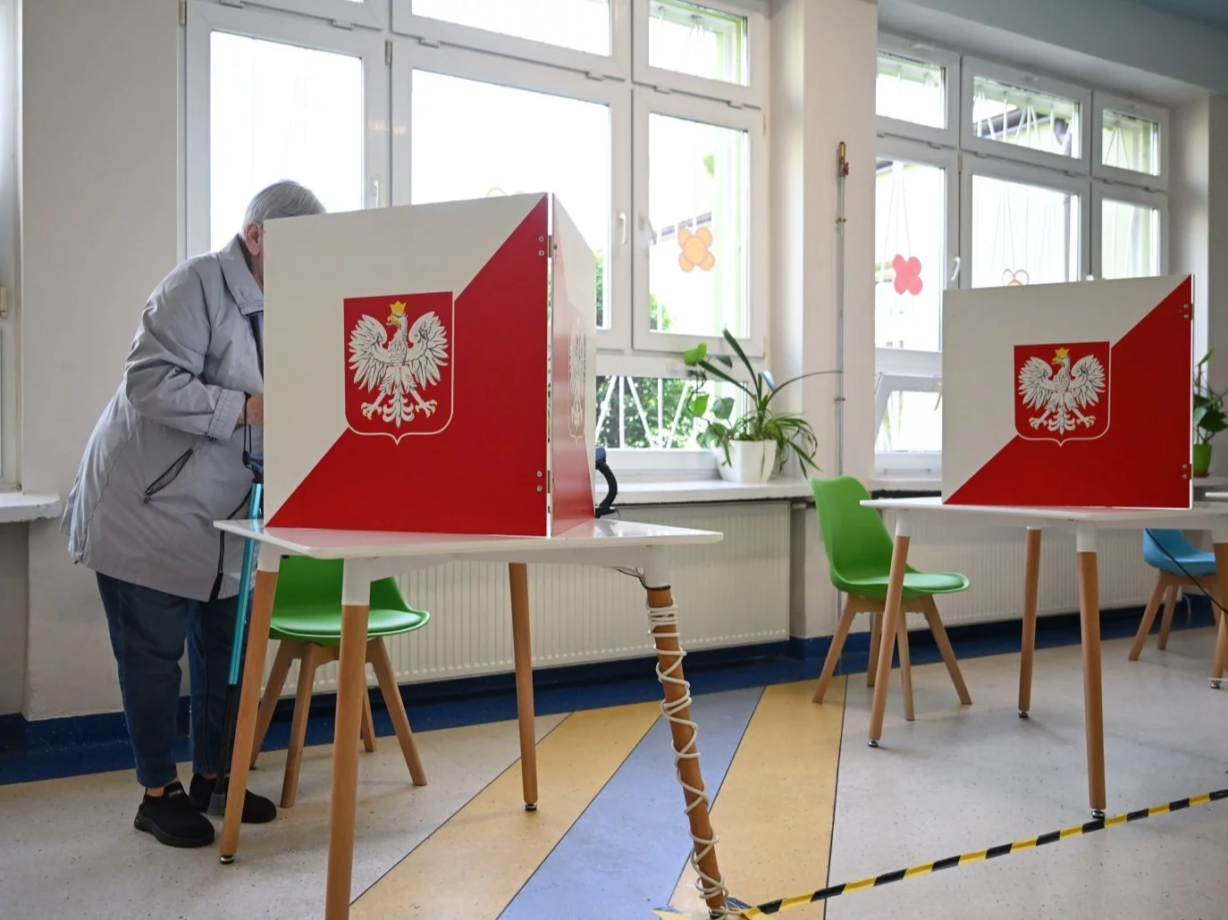 Frekwencyjny rekord, Polacy szturmowali lokale. Podano wstępne dane
