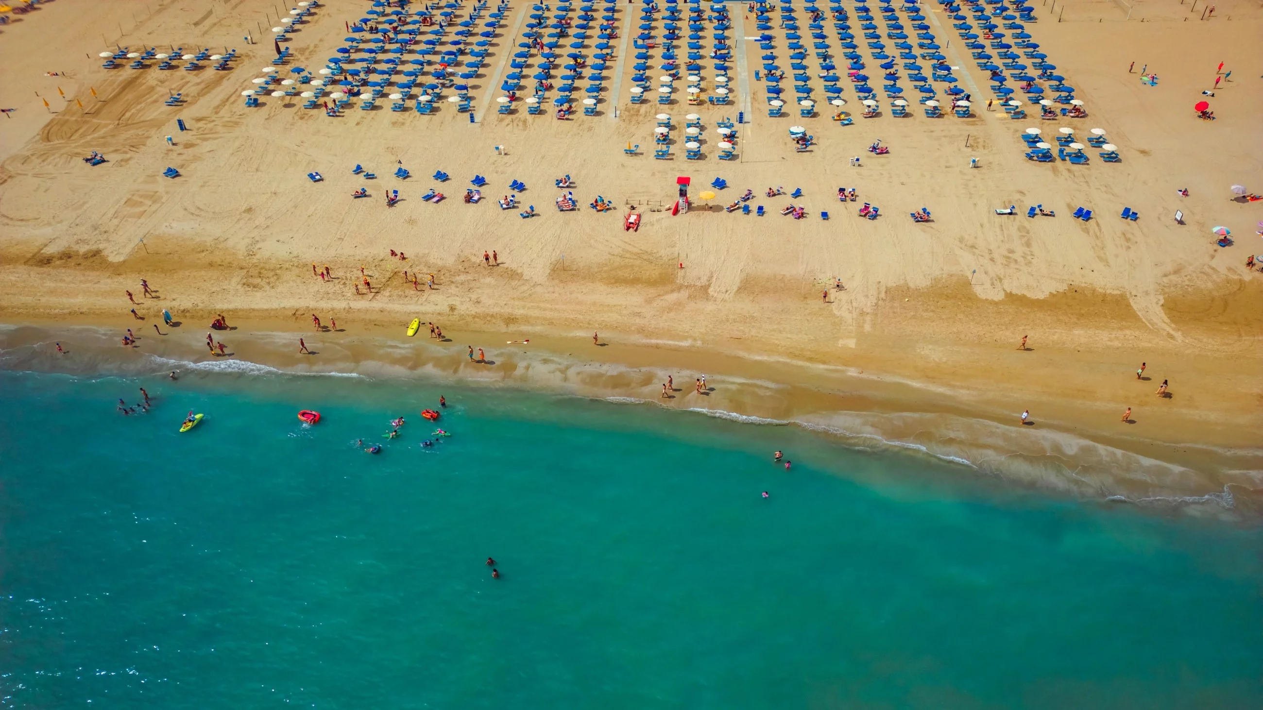 Plaża w Rimini, zdjęcie ilustracyjne