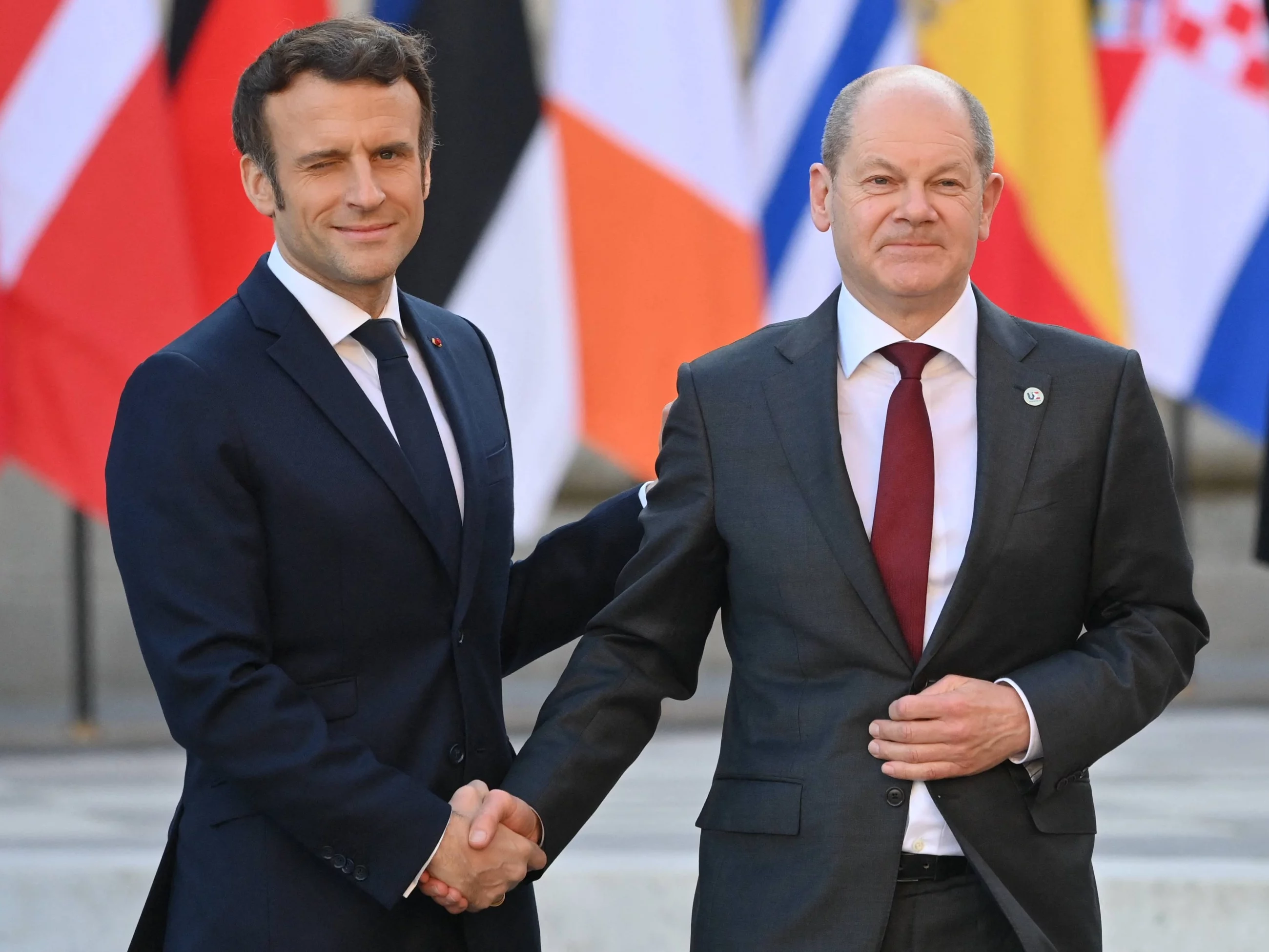 Emmanuel Macron i Olaf Scholz