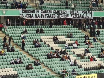 Transparent na stadionie Legii Warszawa