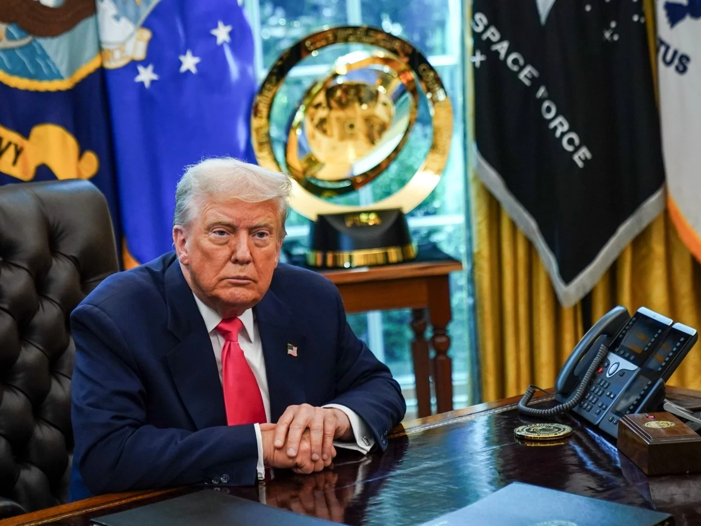 Trump wyruszył na spotkanie z Putinem. „Nie będzie interesów, dopóki nie zakończy się wojna”