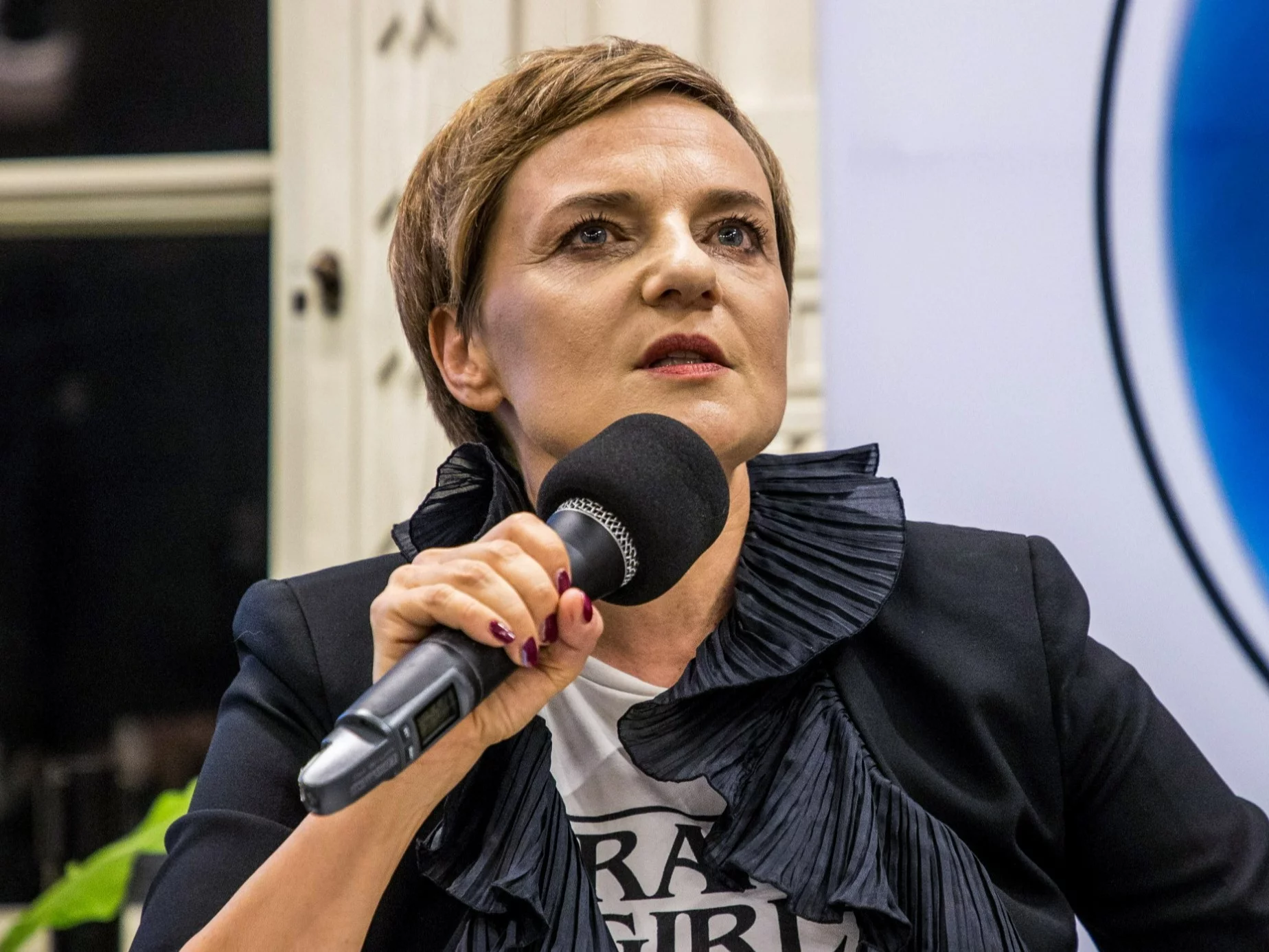 To ona przygotowuje Gospodarza do debat. Kim jest Natalia de Barbaro?