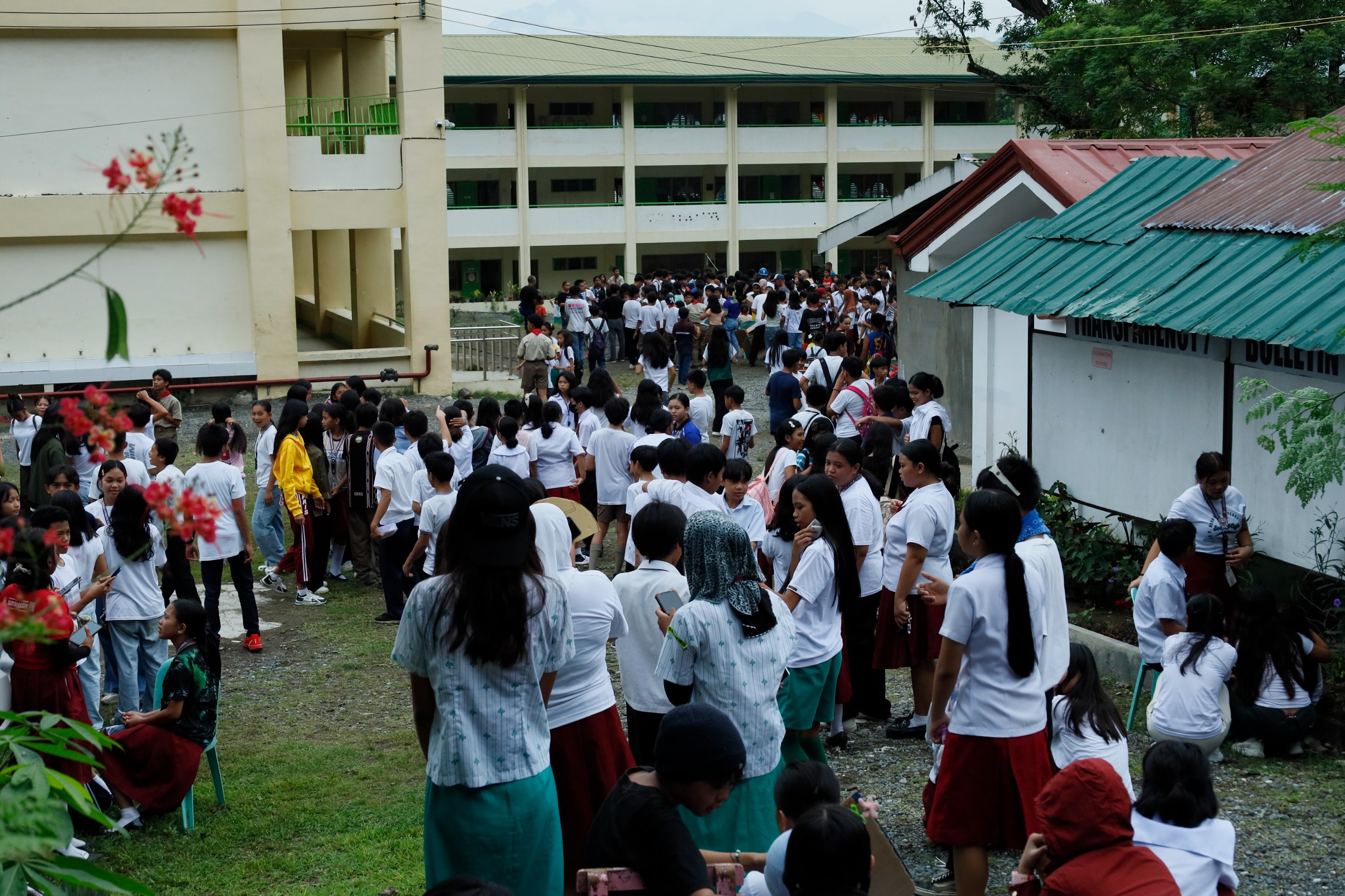 Trzęsienie ziemi na Filipinach. Władze ostrzegają przed Tsunami