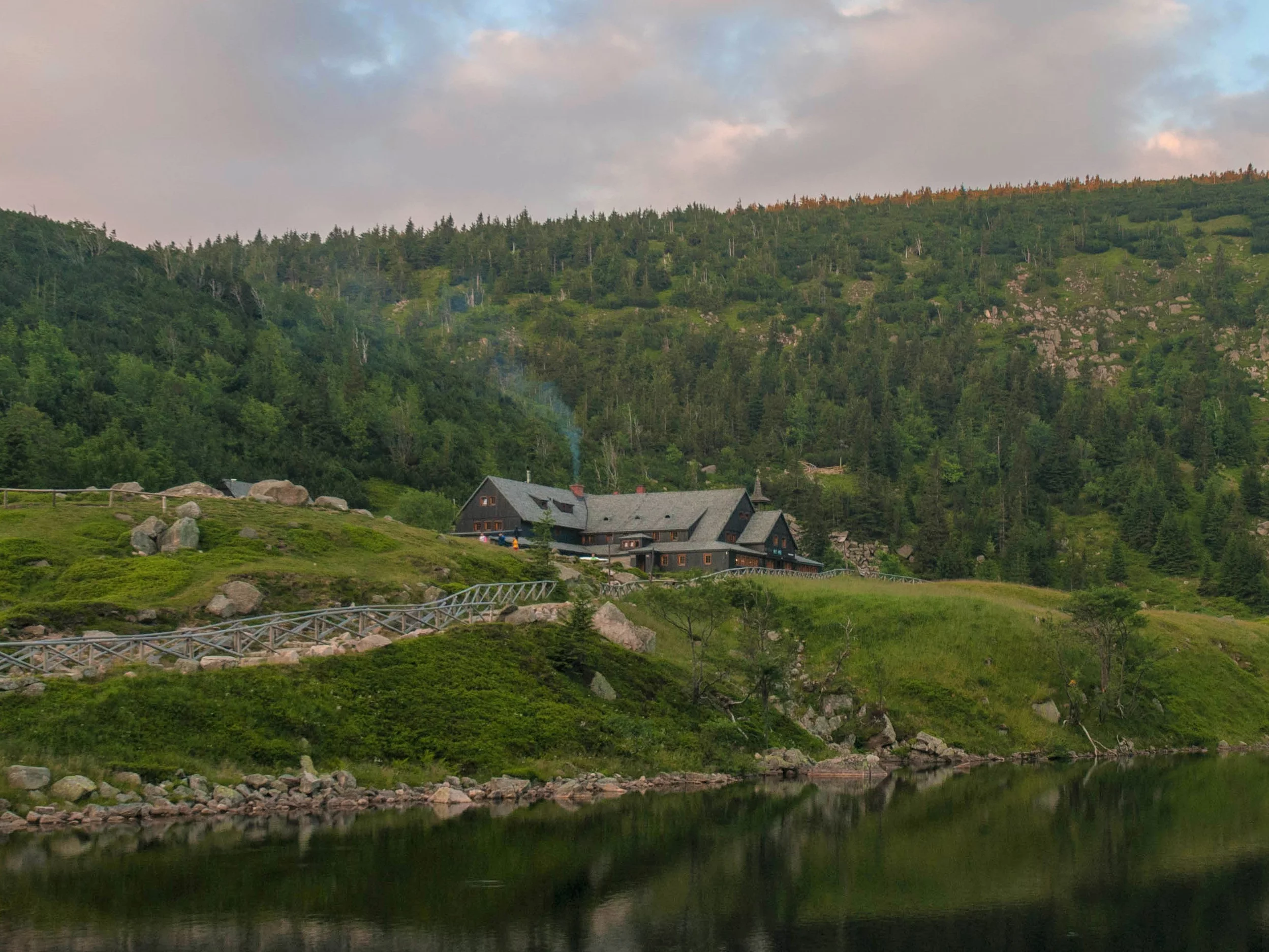 Schronisko Samotnia w Karkonoszach