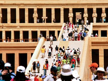 Turyści w Luksorze/zdjęcie poglądowe