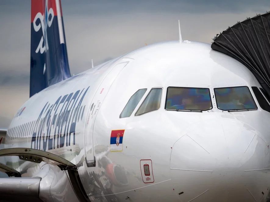 Samolot Air Serbia