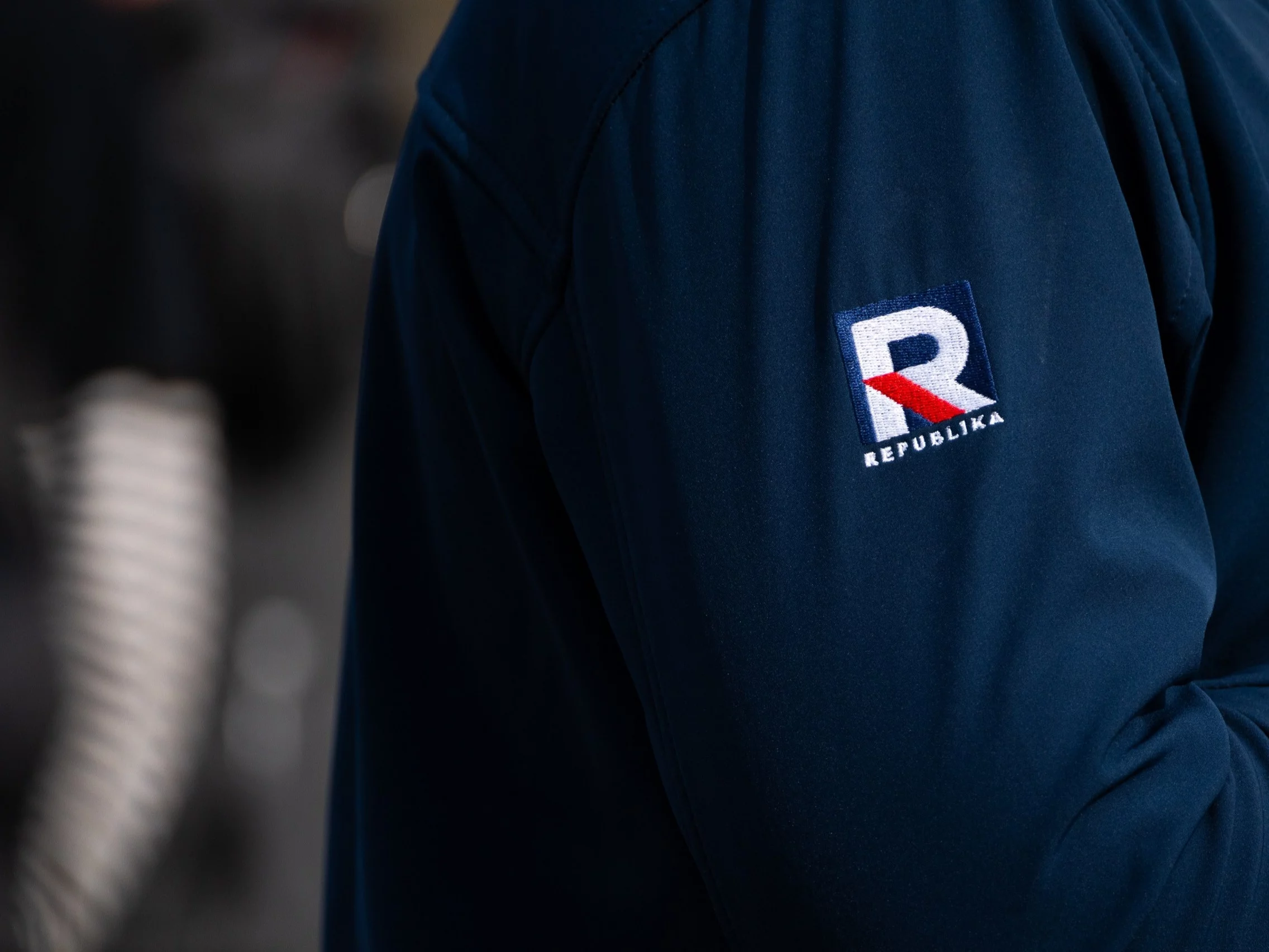 TV Republika w centrum skandalu. Rękoczyny na wizji