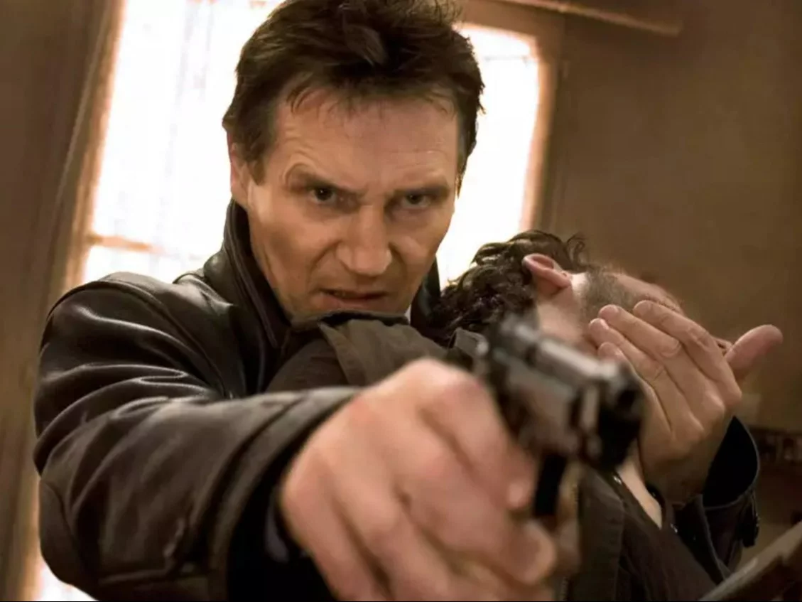 Liam Neeson w filmie „Uprowadzona”