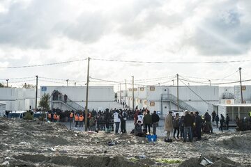 Uchodźcy czekający na przesiedlenie z Calais