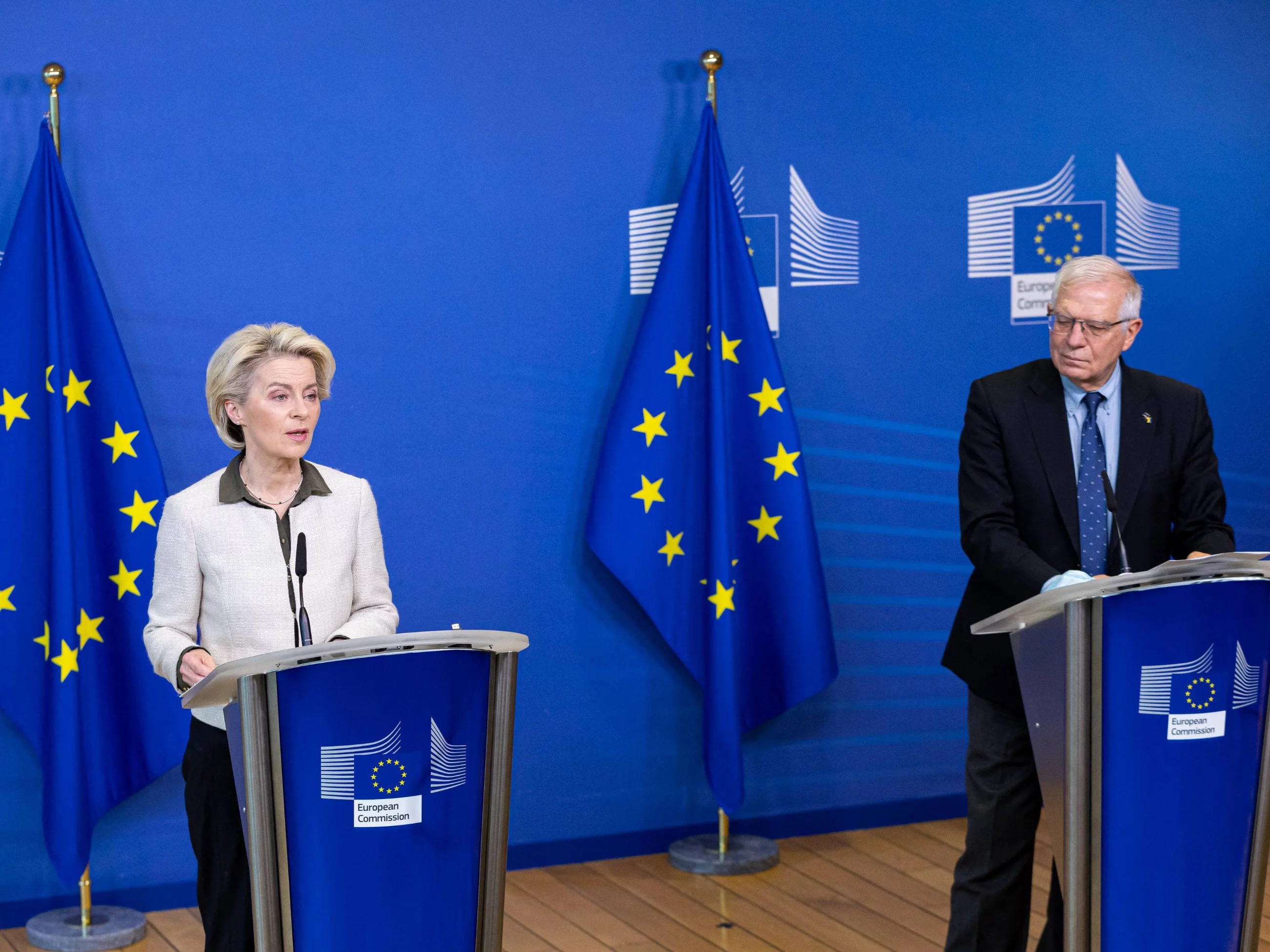 Ursula von der Leyen i Josep Borrell