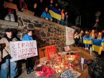 Ukraińcy protestują przed irańską ambasadą w Kijowie, po doniesieniach o dostawach irańskich dronów do Rosji