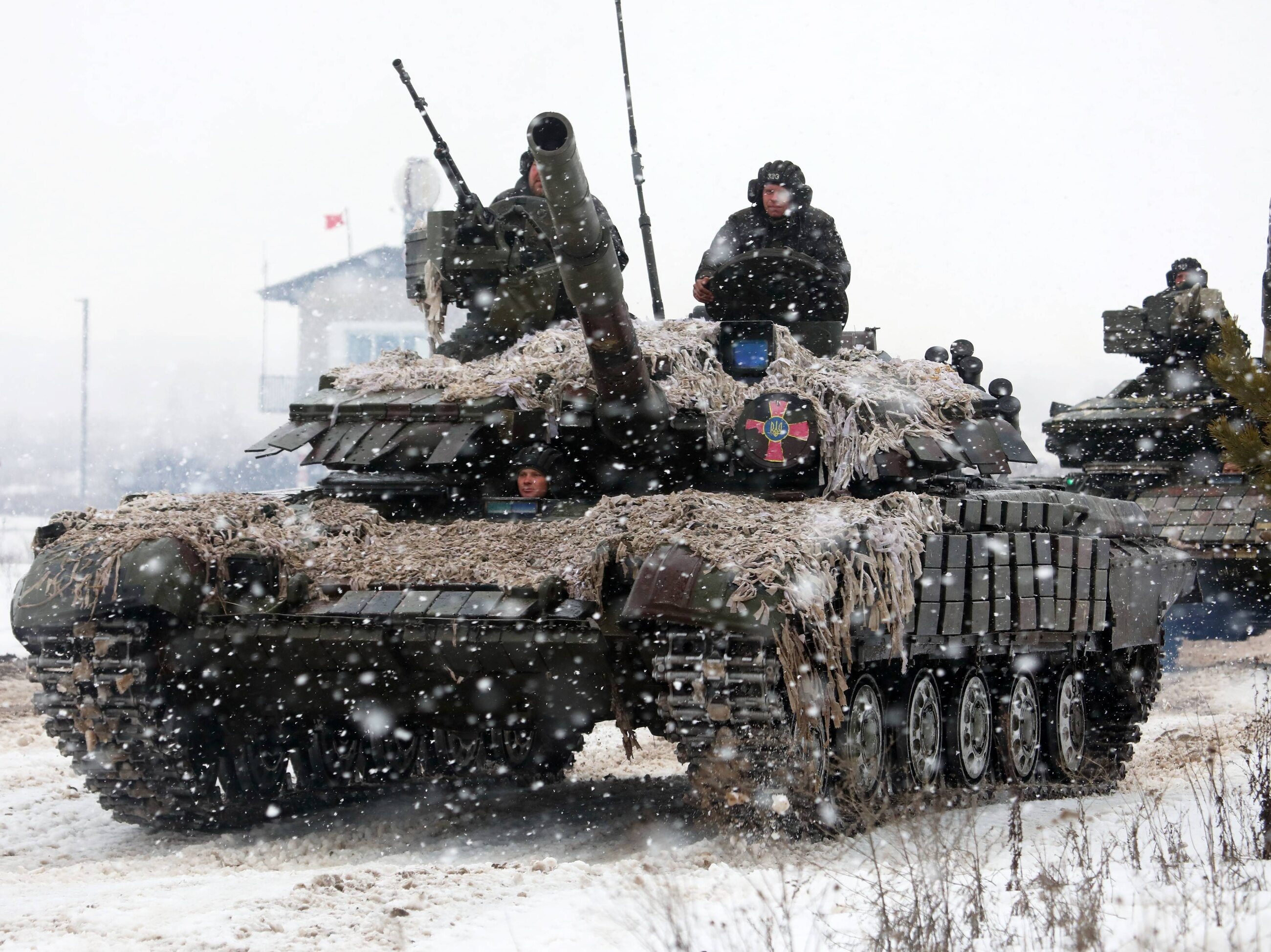 12 января военная операция. Спецоперация на Украине танки. Российские танки на Украине. Украинские войска зимой.