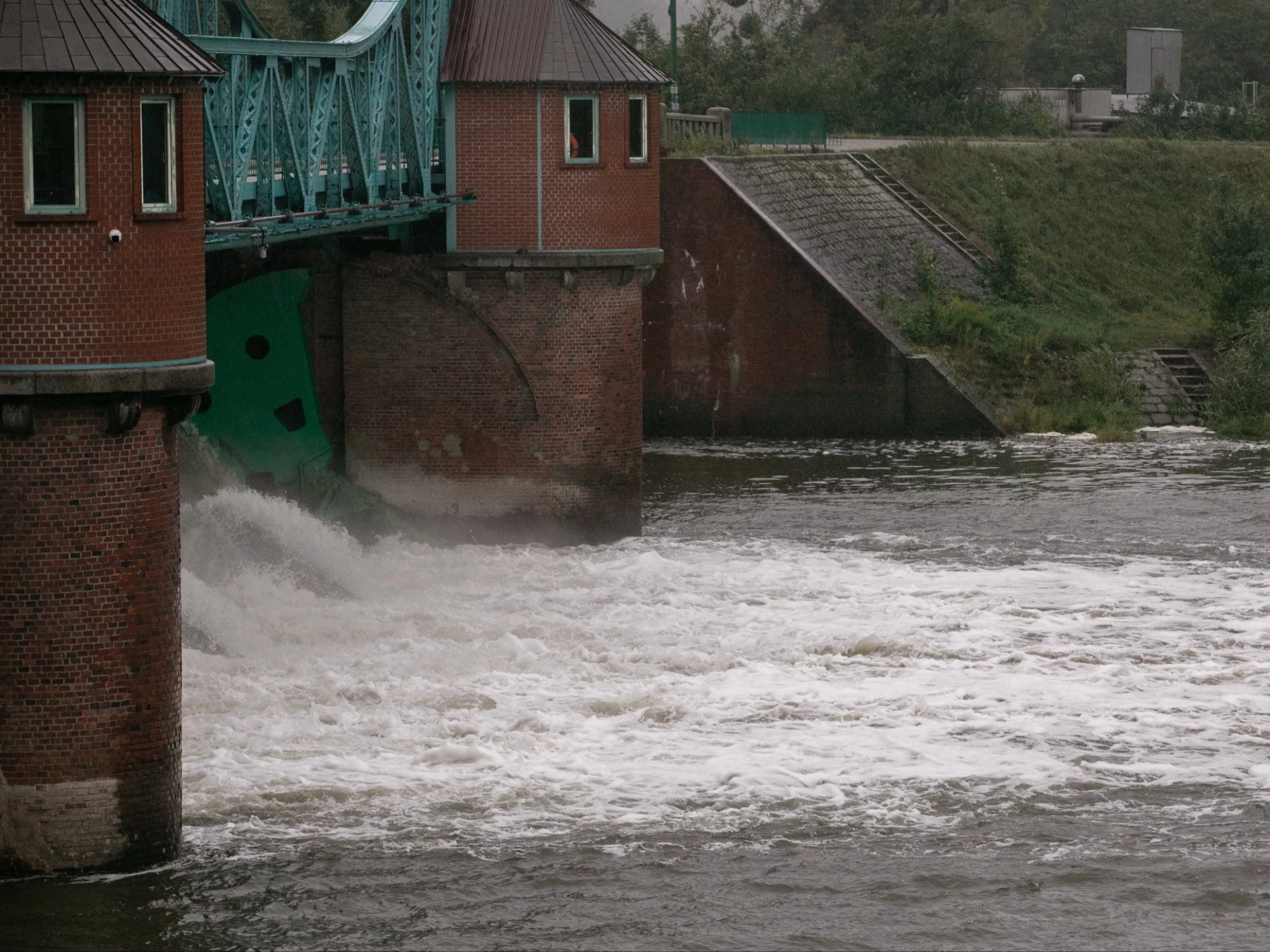 WROCŁAW INTENSYWNE OPADY DESZCZU
Deszczowa pogoda