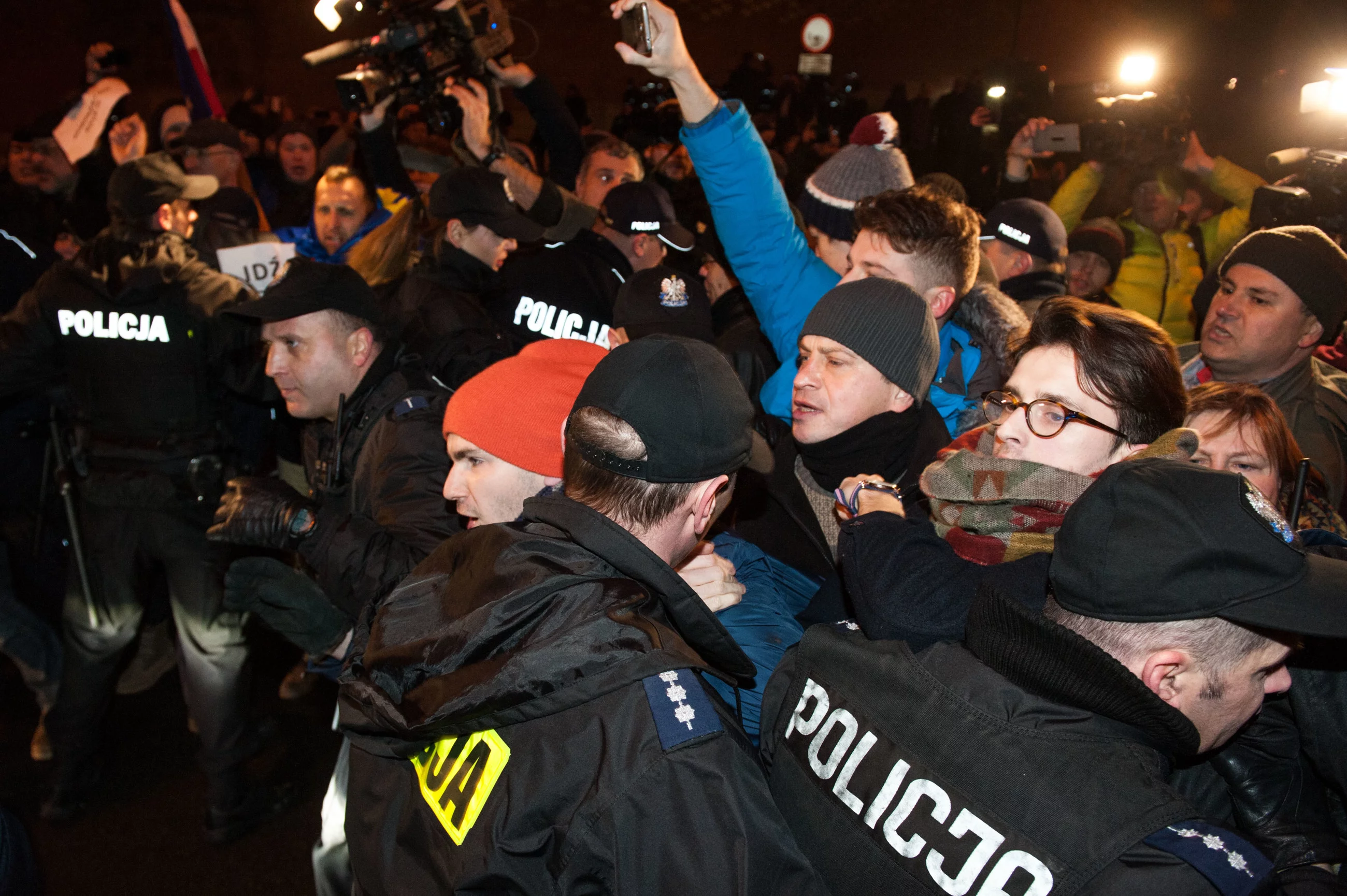 Blokada delegacji PiS na Wawelu, grudzień 2016