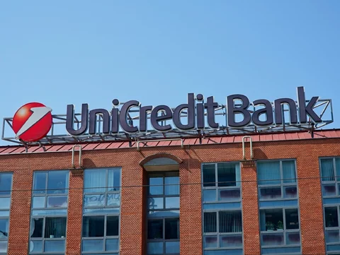UniCredit wraca do Polski
