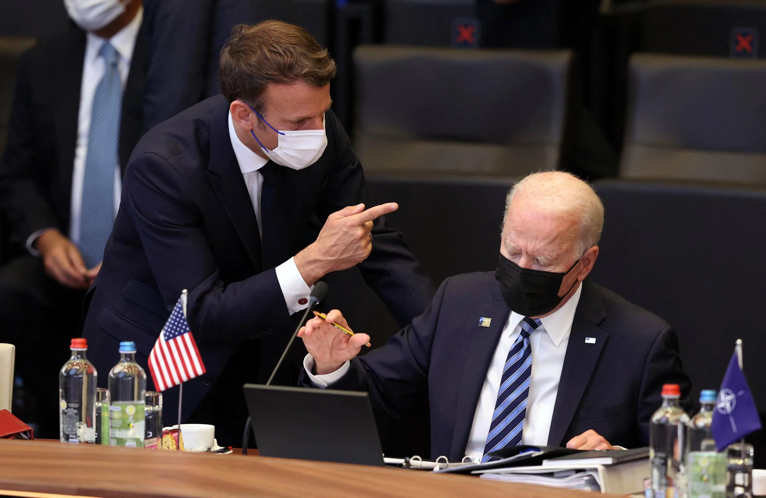 Emmanuel Macron, Joe Biden