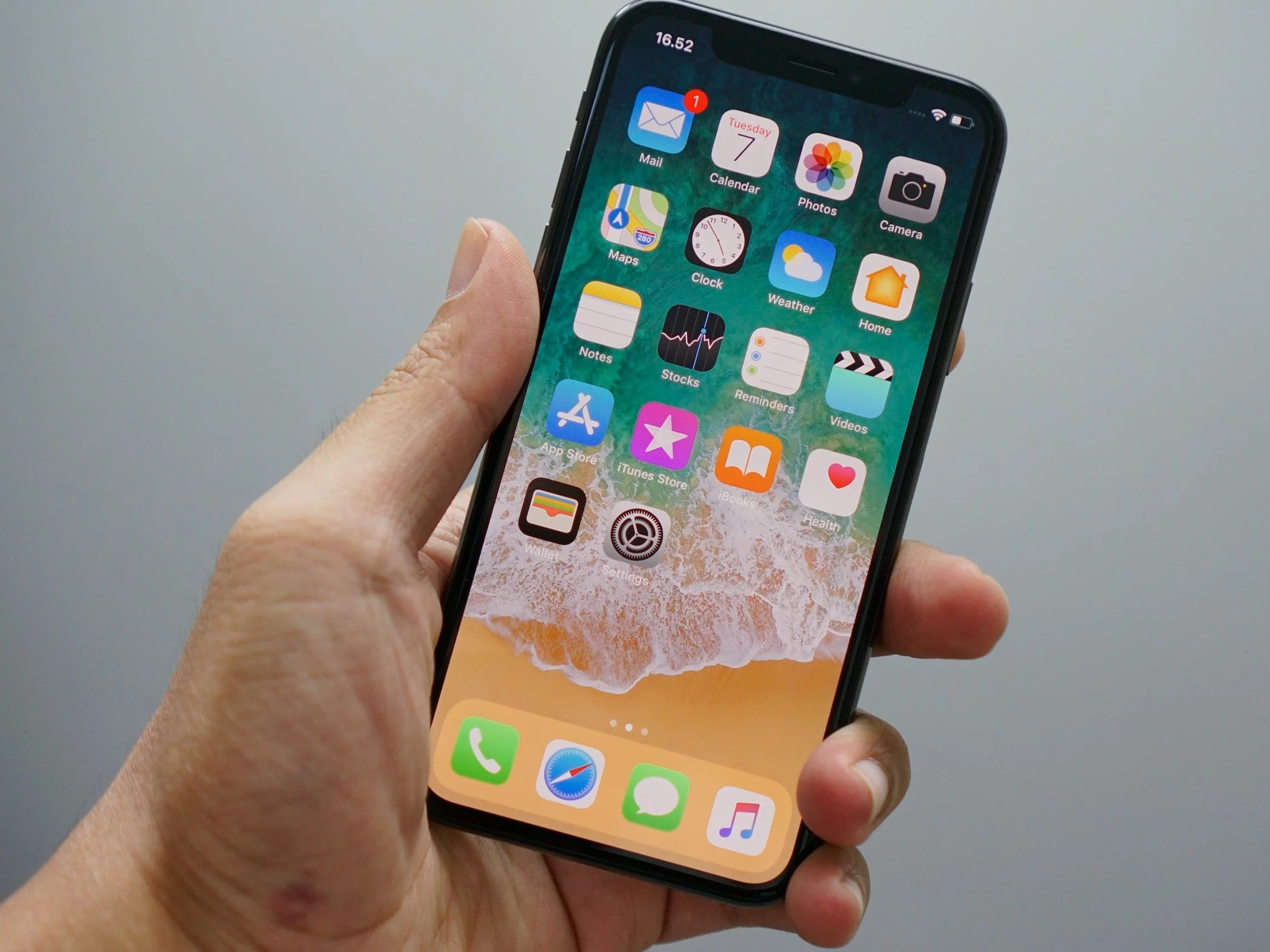 Użytkownicy iPhone'ów zagrożeni. Apple wydało pilny komunikat