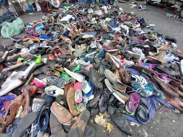 Używane buty na bazarze