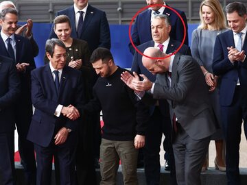 Viktor Orban jako jedyny nie powitał Wołodymyra Zełenskiego oklaskami