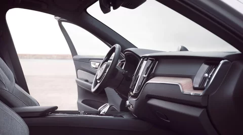 Volvo XC60 wnętrze