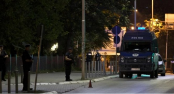W budynek parlamentu Kosowa rzucono ładunek wybuchowy