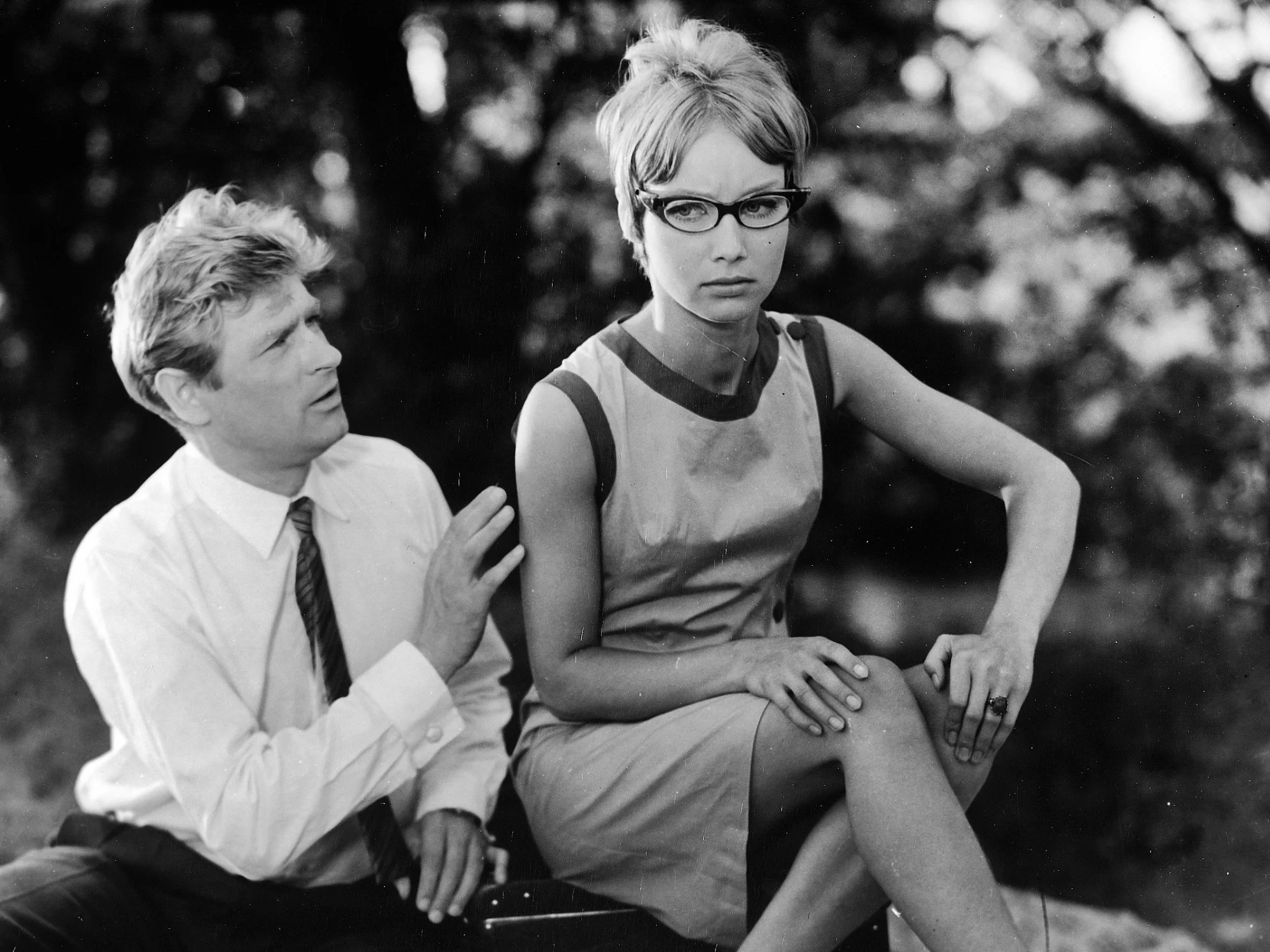 1966. Kadr z filmu „Bicz boży” w reżyserii Marii Kaniewskiej; n/z Stanisław Mikulski, Pola Raksa