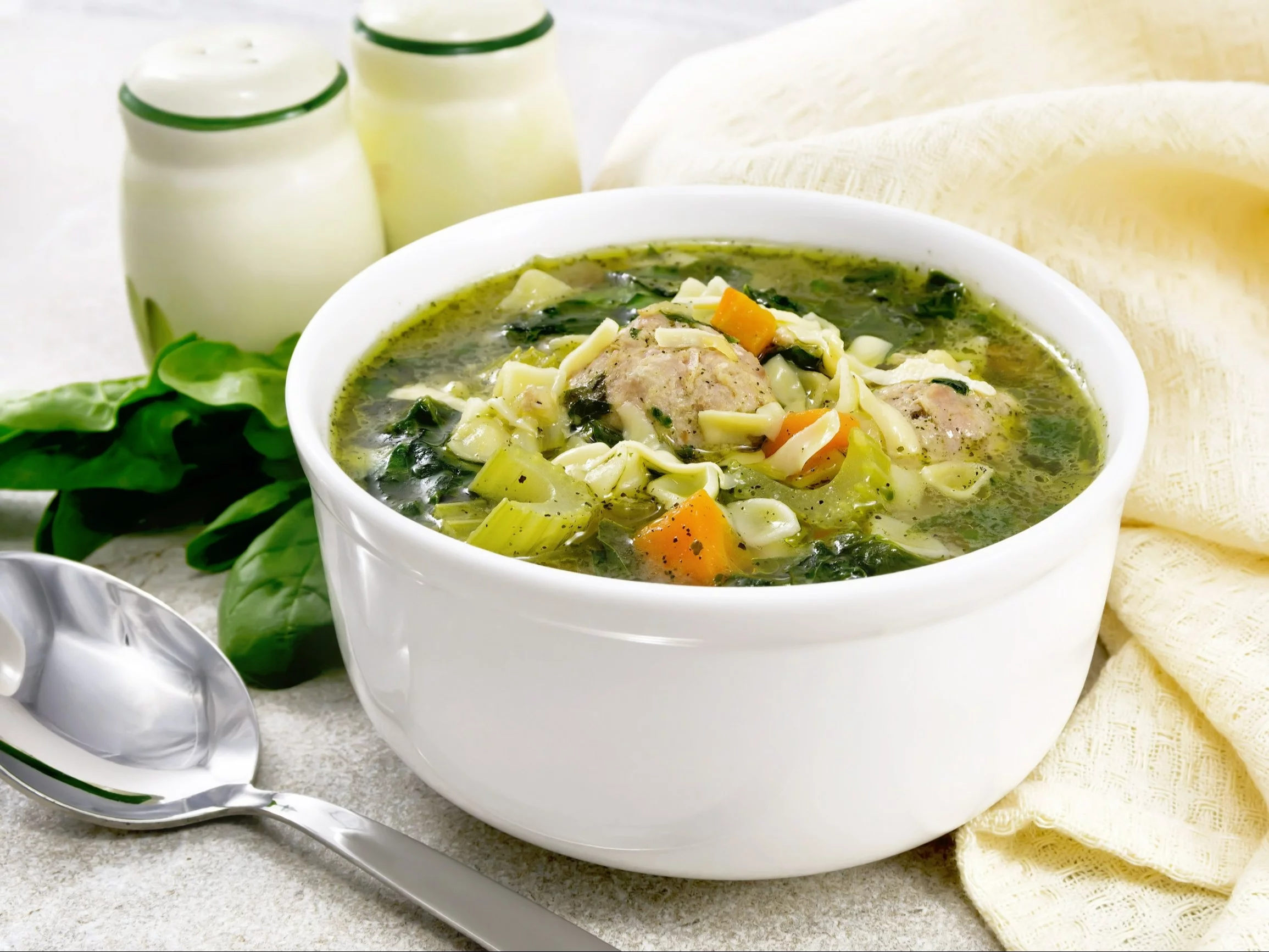 Włoska zupa z klopsikami