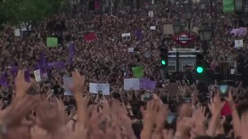 W Hiszpanii nasilają się protesty po wyroku ws. wykorzystania seksualnego
