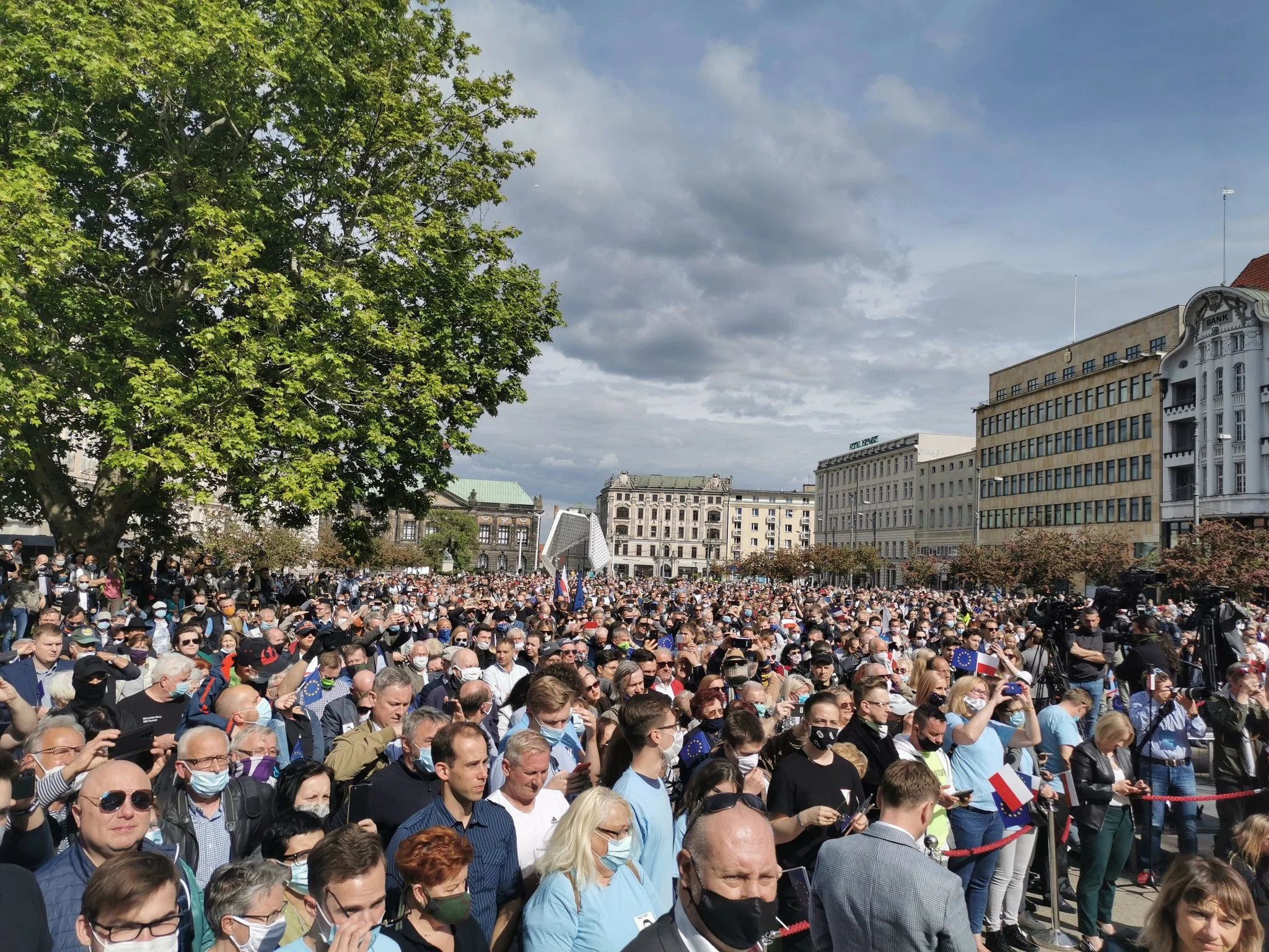 Poznaniacy na spotkaniu z Rafałem Trzaskowskim