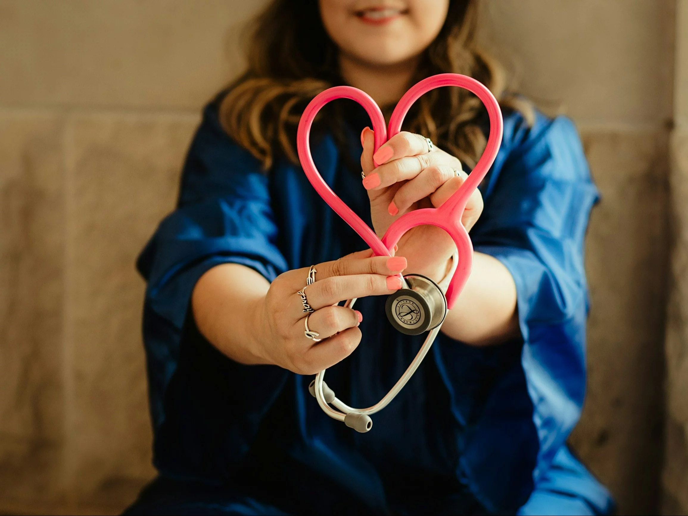 W rok leczenie pacjenta w Polsce podrożało o 750 zł. NFZ podsumowuje