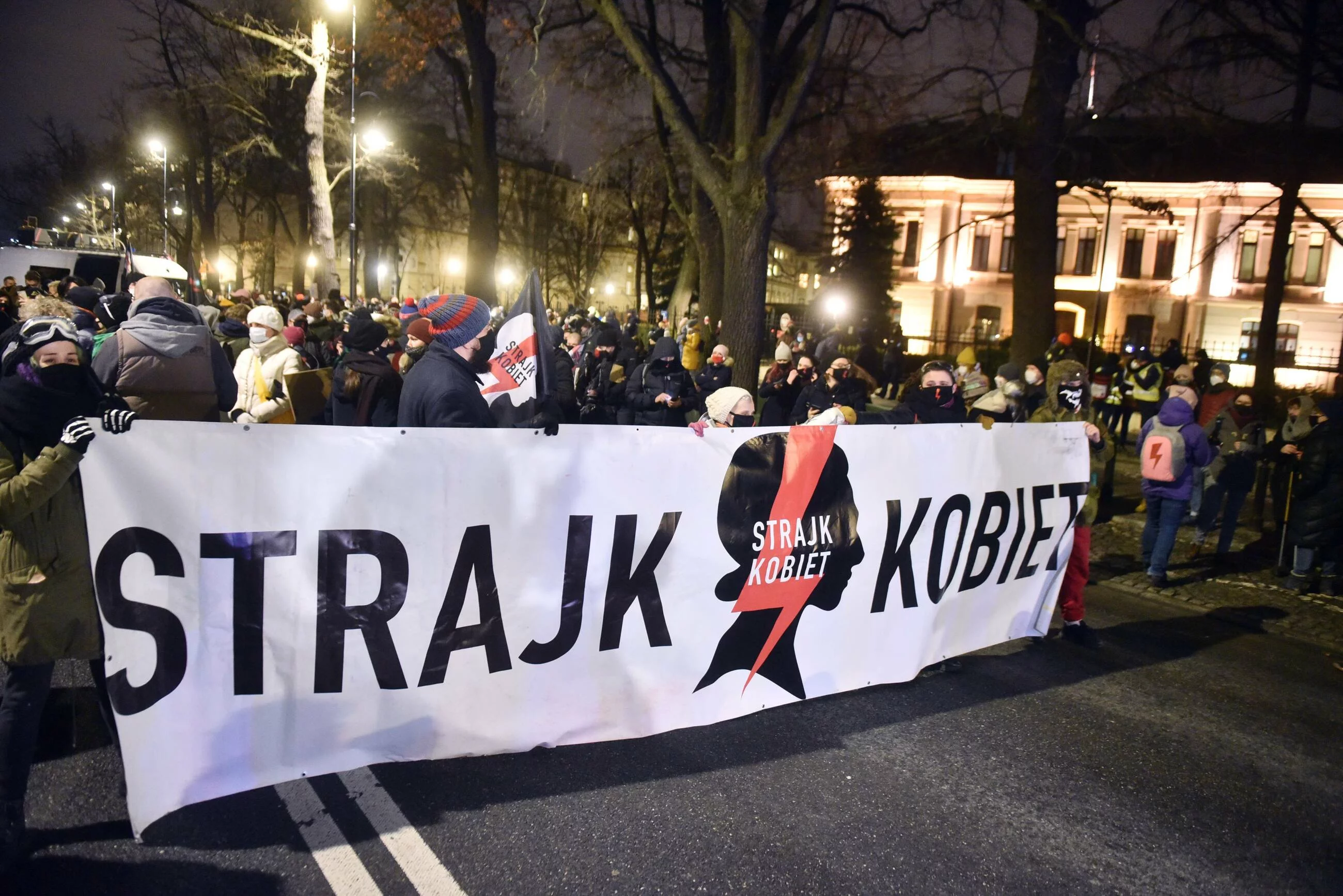 Strajk Kobiet protestuje przeciwko wprowadzonemu zakazowi, zdj. ilustracyjne