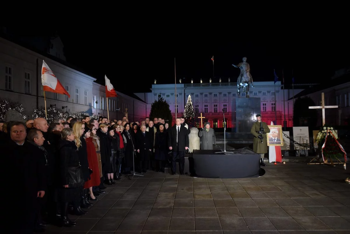 Miesięcznica smoleńska w Warszawie