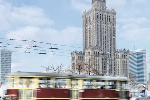 Od 2 maja ul. Marszałkowska w centrum Warszawy będzie zamknięta na 4,5 miesiąca (fot. sxc.hu)