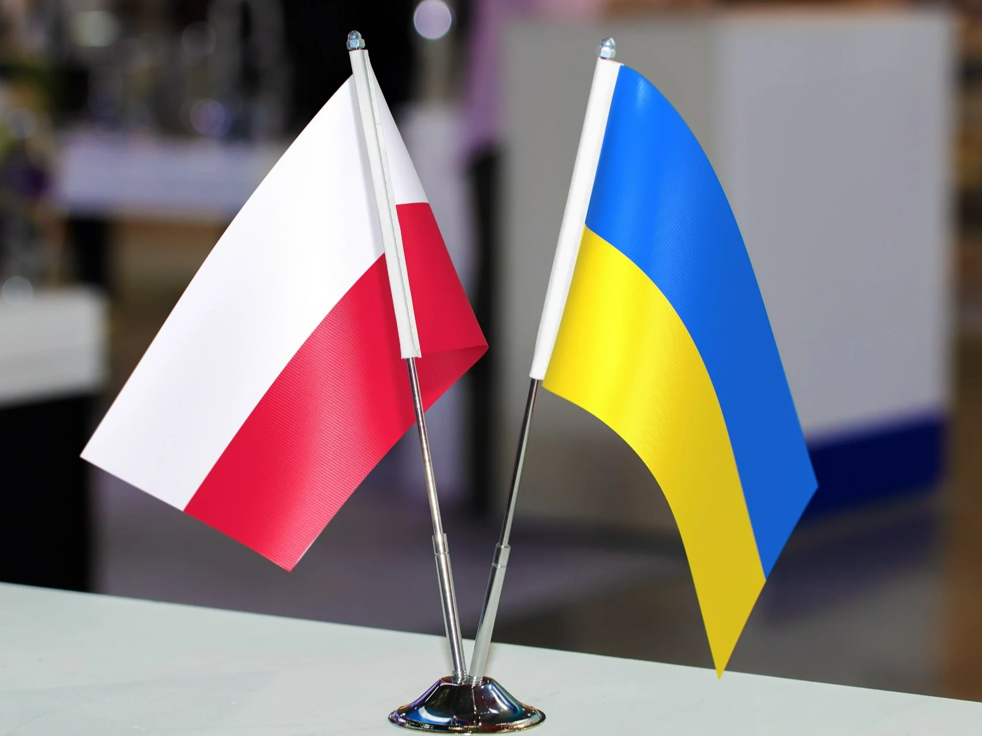 Flagi Polski i Ukrainy