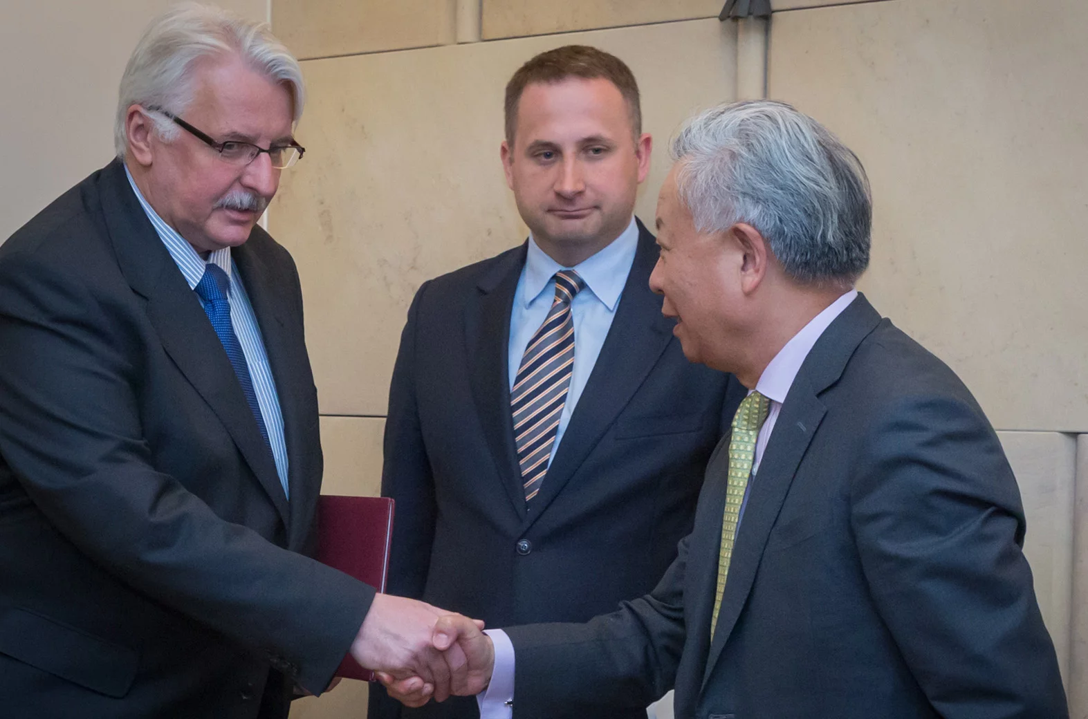 Witold Waszczykowski z prezesem AIIB