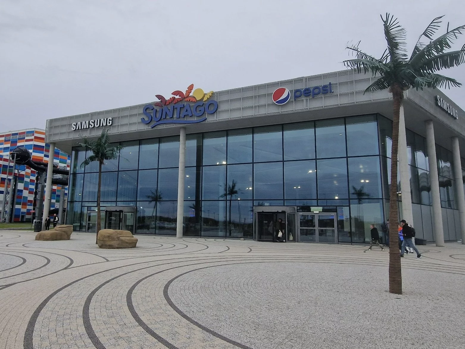 Weekend w Suntago przerodził się w koszmar. Turyści wściekli