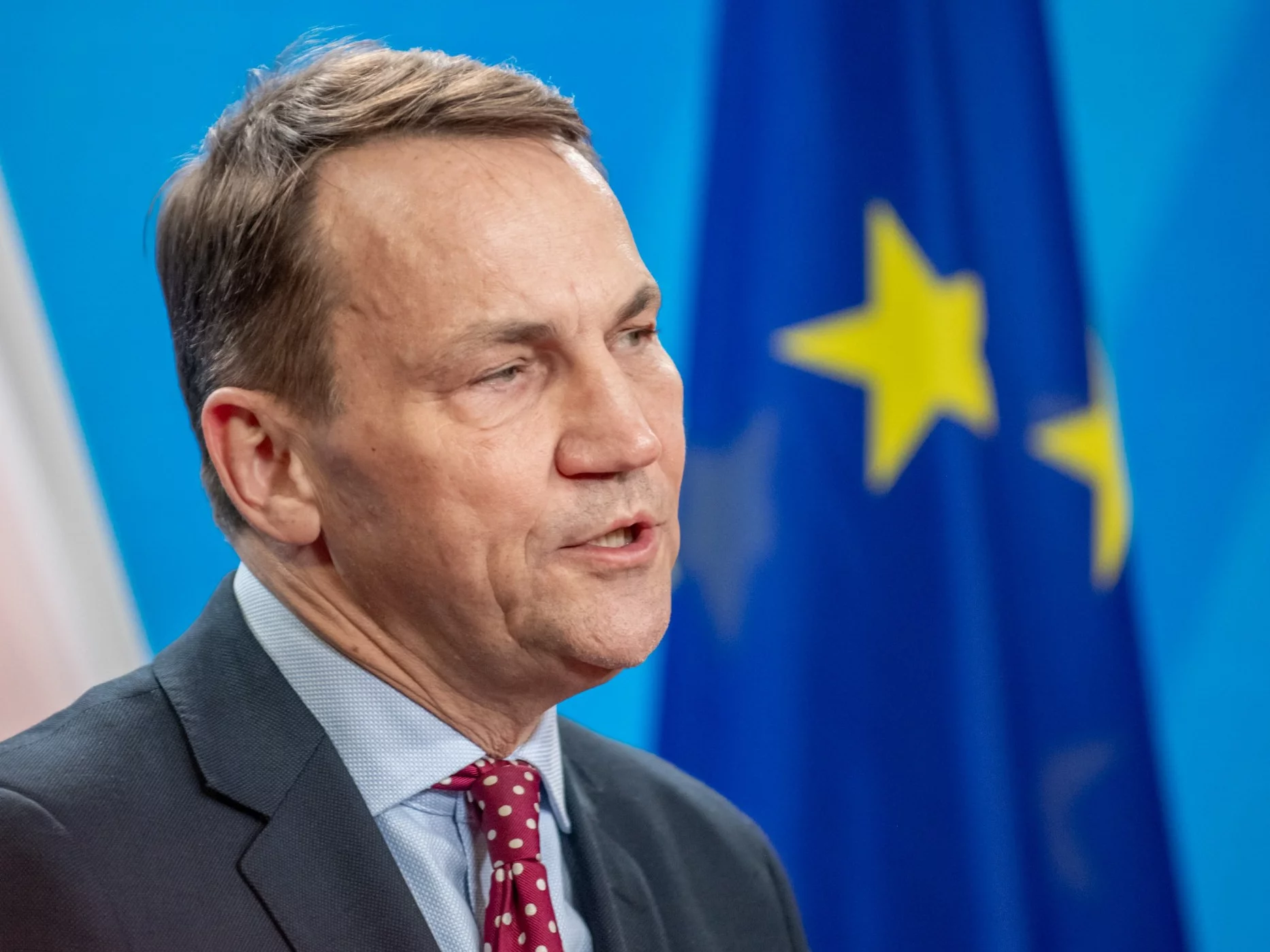 Sikorski nazwany „węgrofobem”. Tak szef polskiego MSZ odparł atak