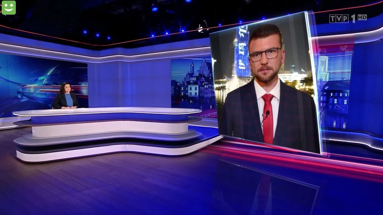 Łączenie się z korespondentem w Dubaju w „Wiadomościach” TVP