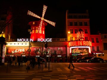 Wiatrak Moulin Rouge