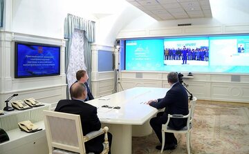 Wideokonferencja Putina podczas uruchamiania gazociągu na Krym