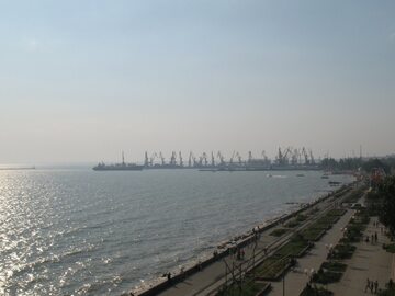 Widok na port w Berdiańsku
