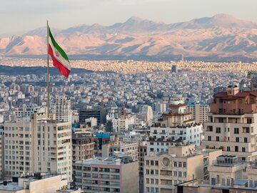 Widok na Teheran, stolicę Iranu. Zdjęcie poglądowe