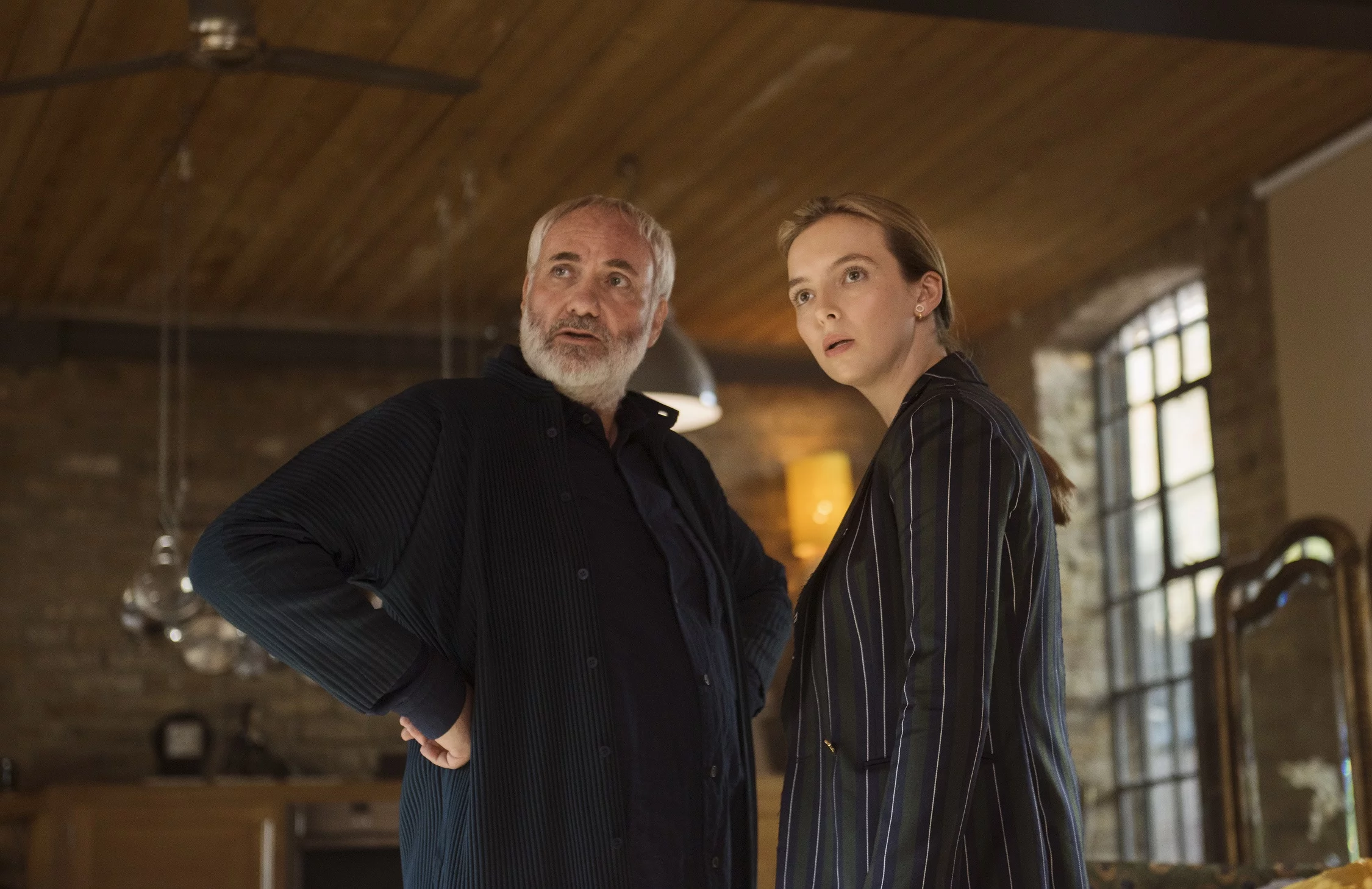 Kim Bodnia i Jodie Comer w serialu „Killing Eve” (2018)