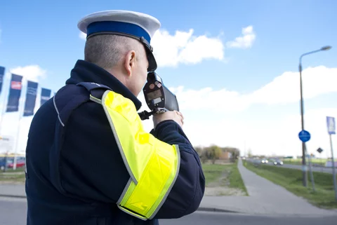 fotoradar, mandat, Policja, prędkość, wykroczenie / Fotolia.pl / Autor: 07photo